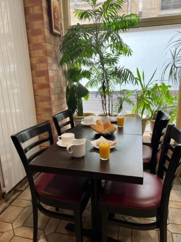 Hotel Jarry Confort Париж Екстер'єр фото