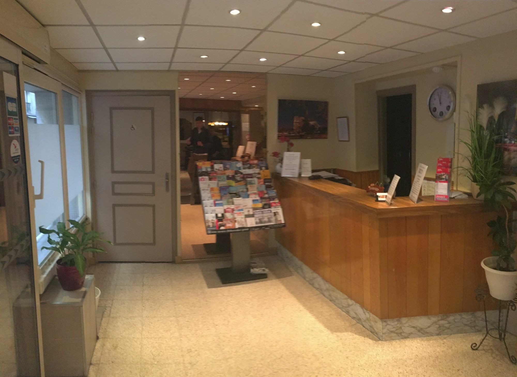 Hotel Jarry Confort Париж Екстер'єр фото